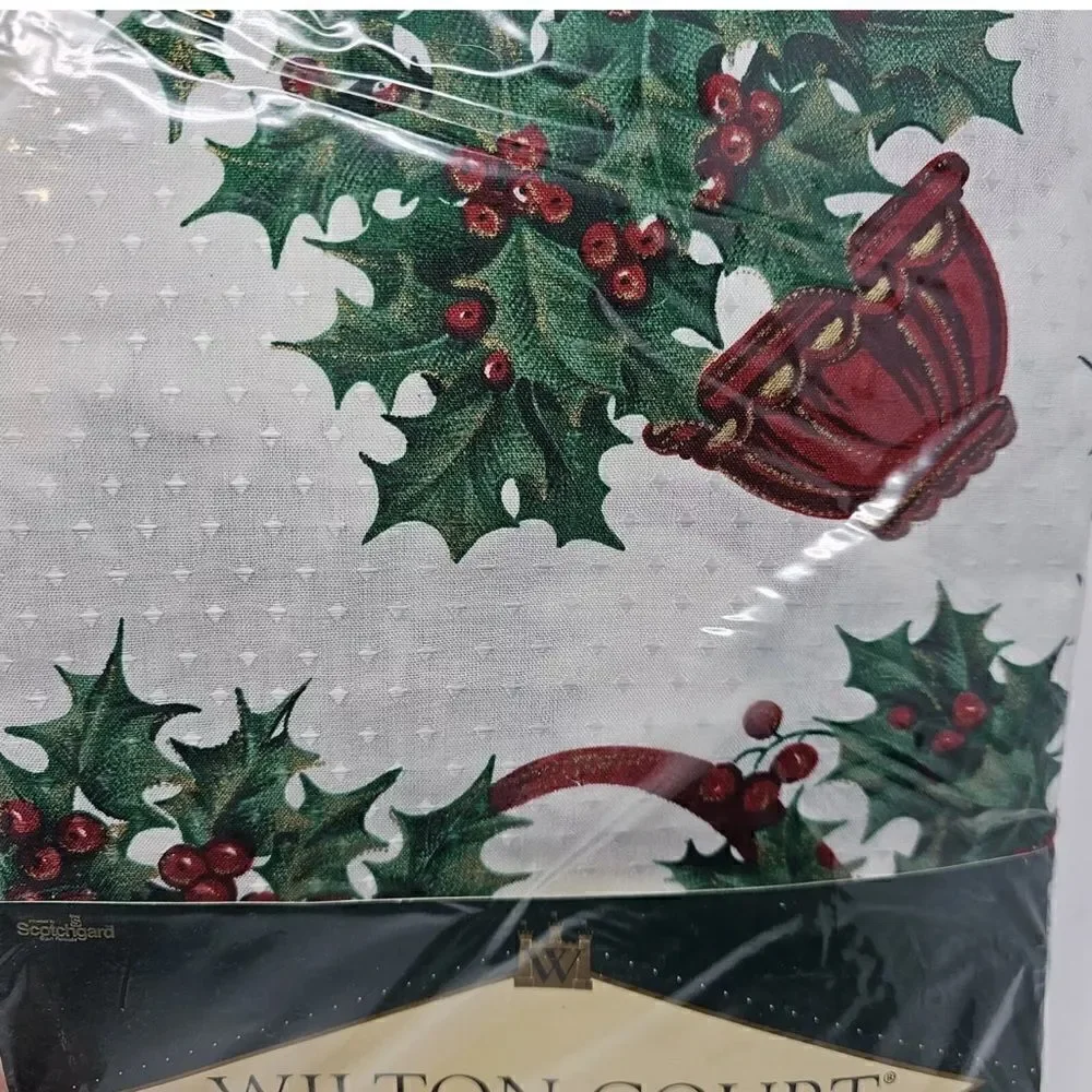 Vintage Wilton Court Christmas Tablecloth Holly Trees 60